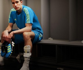 开云世界杯2026-深圳队一波带走广厦队，克莱成为关键先生