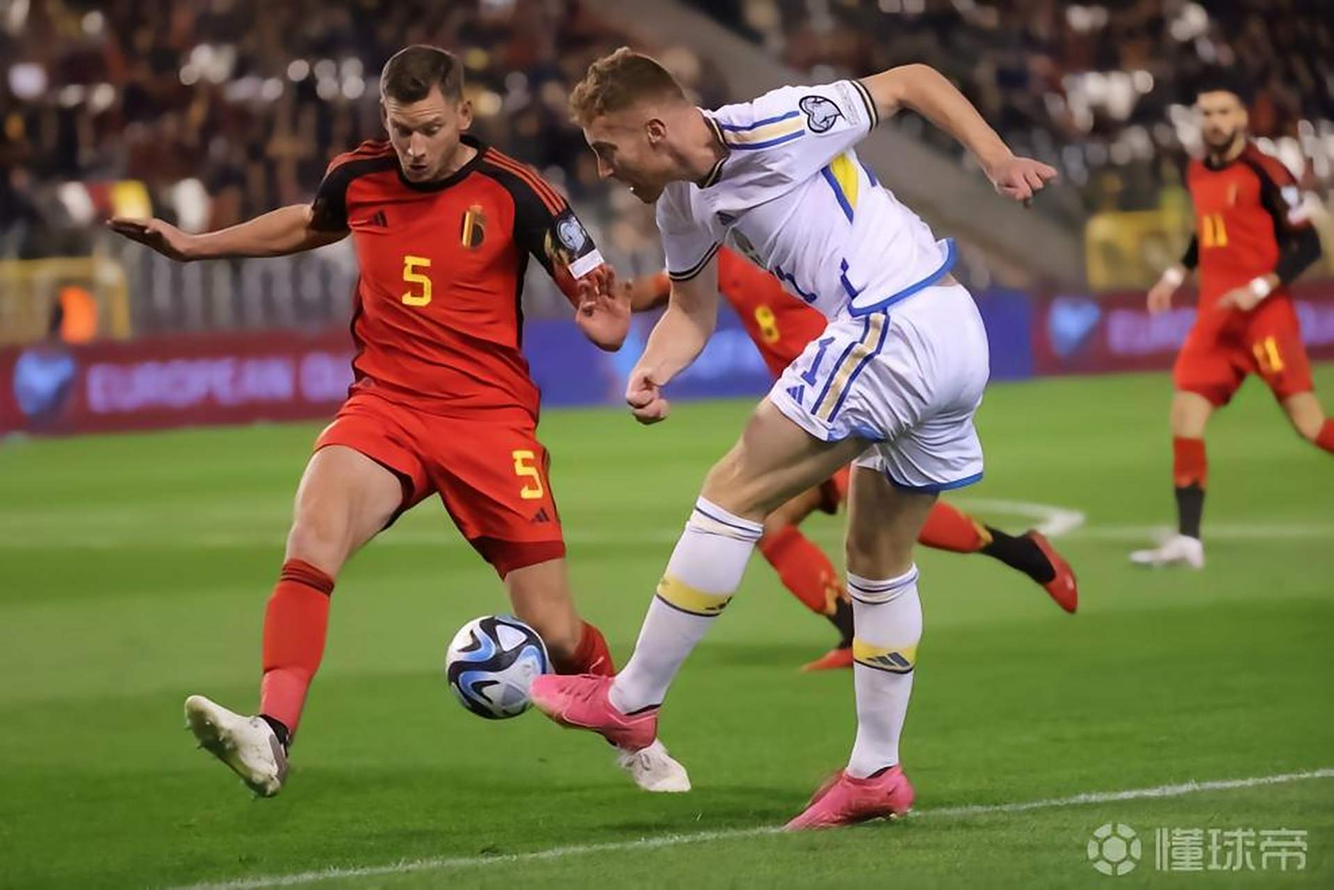 比利时战胜强敌，展现出色表现