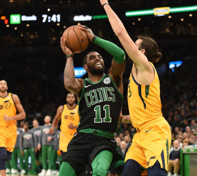 战神重现巅峰，再度击败湖人